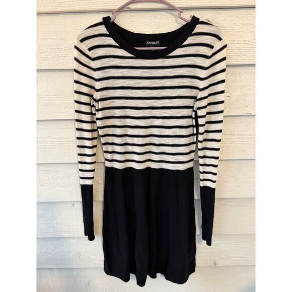 Express Black & White Striped Sweater Dress Size M Long Sleeve Fit & Flare - Picture 3 of 7